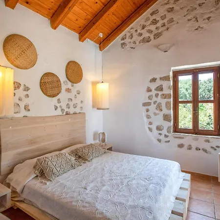 Mystique 别墅 Evretí